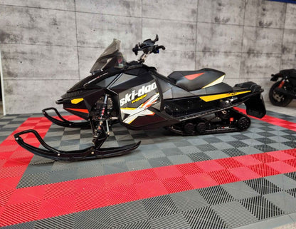 2012 Skidoo mxz x 800